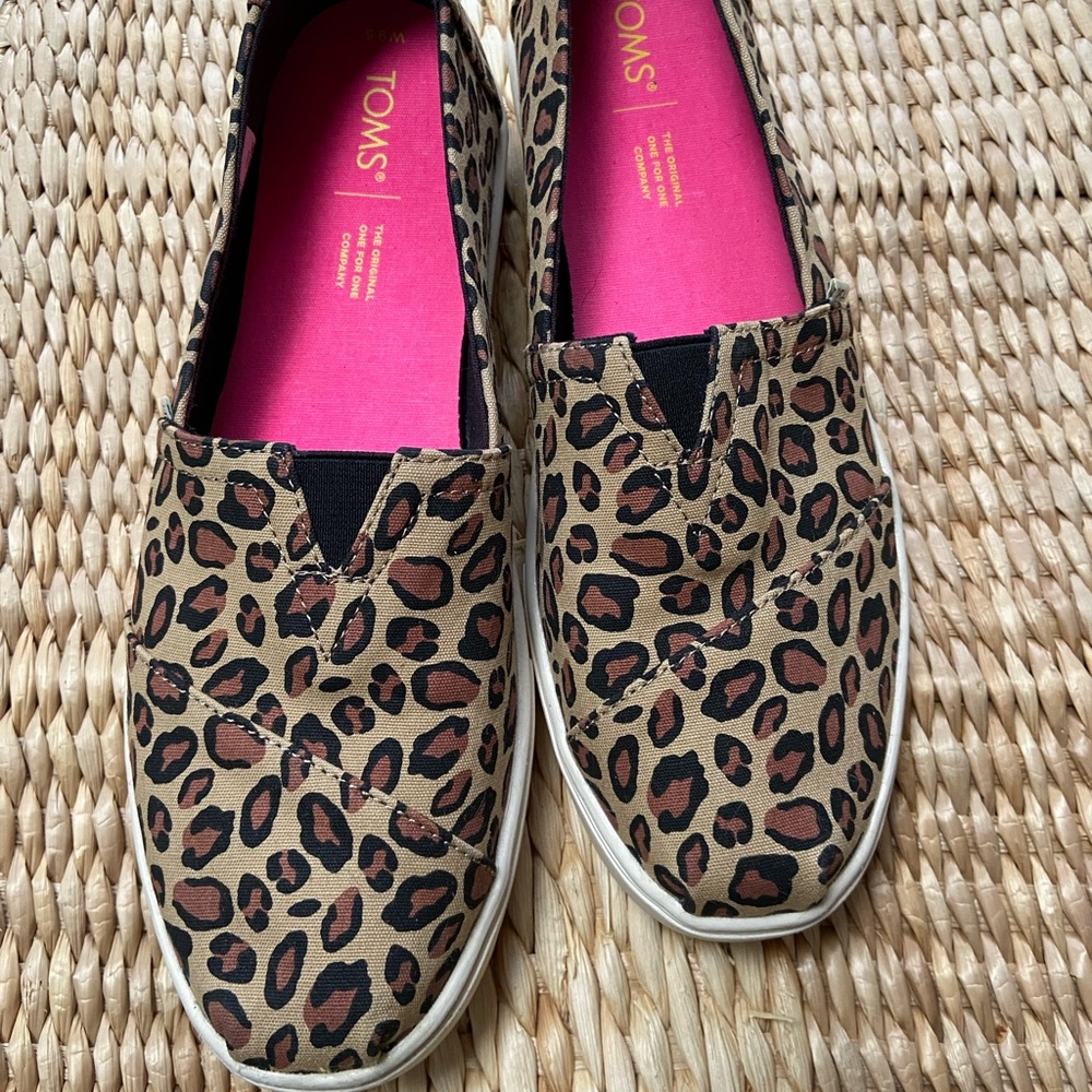 Leopard Print Toms